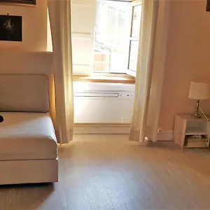  Apartment Magnifique Duplex Vue Palais Des Papes Pres De Pont D'avignon